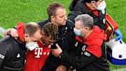 Joshua Kimmich se retiró lesionado ante el Dortmund