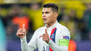 Borussia Dortmund v Paris Saint-Germain - UEFA Champions League Round of 16: First Leg