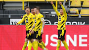 Jadon Sancho (r.) bejubelt seinen Treffer.