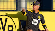 Dreier- oder Viererkette? BVB-Trainer Lucien Favre steht vor einer wegweisenden Entscheidung