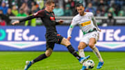 Andre Hahn und Ramy Bensebaini könnten sich am Samstag wieder begegnen