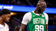 Tacko Fall durante un partido de NBA entre Boston Celtics y Orlando Magic