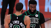 Tatum y Brown brillaron en el tercer partido ante Miami