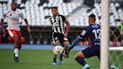 Au centre, Luis Henrique la nouvelle recrue de l'OM.