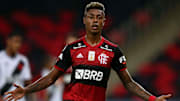 Bruno Henrique celebra conquista da Taça Guanabara e manda recado para rivais: “Nós comemorados títulos”.