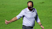 Rogério Ceni demorou – não mais do que o normal –, mas descobriu o que é trabalhar no Flamengo e hoje merece seguir como treinador do clube. 