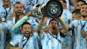 Brazil v Argentina: Final - Copa America Brazil 2021 - Messi y Papu Gómez festejan la obtención de la Copa América.
