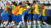 La selección brasileña celebrando el gol de Casemiro