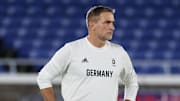 Steht mit seiner Mannschaft unter Zugzwang: Stefan Kuntz