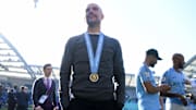 Pep Guardiola celebra la Premier de 2019 con el Manchester City