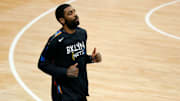 Kyrie Irving fue multado por la NBA