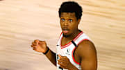 Kyle Lowry podría perderse el inicio de la serie ante Boston