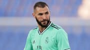 Karim Benzema a répondu à un supporter algérien l'interpellant sur Instagram