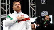 Saúl "Canelo" Álvarez celebra la convocatoria de Carlos Vela al Juegos de las Estrellas de fútbol 