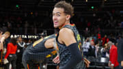 Trae Young ha tenido tiempo para hacer varias cosas lejos del baloncesto