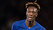 Chelsea FC v FC Bayern Muenchen - UEFA Champions League Round of 16: First Leg