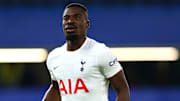 Aurier terminated his Spurs contract a year early this summer