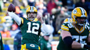The Packers are letting the Bears hang around, a classic trope for the team's game-plans recently