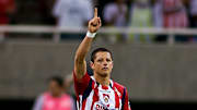 El dueño de Chivas habló sobre los rumores que acercan a Chicharito al Rebaño