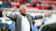 El entrenador del Rebaño se habría molestado con la decisión del director deportivo