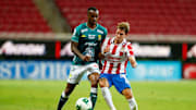 Chivas v Leon - Playoffs Torneo Guard1anes 2020 Liga MX