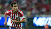 El goleador histórico de Chivas elevó la temperatura del Clásico Nacional