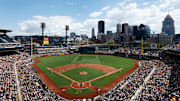Azulejos podrían jugar en Pittsburgh en este 2020