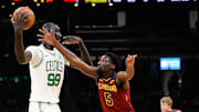 Cleveland Cavaliers v Boston Celtics