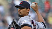 Cleveland Indians v Chicago White Sox