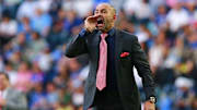 Paco Jémez dirigiendo a Cruz Azul
