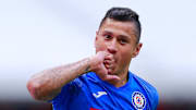 El jugador Julio Domínguez celebra un gol.