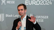 Lahm schloss eine Verlegung der kommenden EM nach Deutschland aus