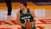 Doncic ha tenido problemas para anotar triples, manteniendo un promedio mediocre hasta el momento