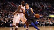 Dallas Mavericks v Phoenix Suns