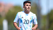 Suivi par l'OM, Thiago Almada est l'une des grandes promesses du football argentin.