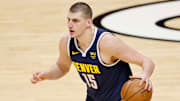 Nikola Jokic tuvo una primera mitad de ensueño ante el Jazz 
