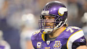 All-Pro offensve guard Steve Hutchinson as a member of the Minnesota Vikings