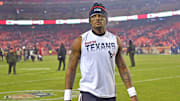 Now that DeAndre Hopkins has been traded to the Arizona Cardinals, Deshaun Watson should jump ship too.
