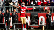 Richard Sherman continúa haciendo historia en la NFL con su número de recepciones