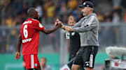 Ist mit dem Saisonstart durchaus zufrieden: Tim Walter (r.)