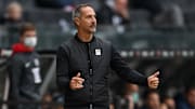 Peilt gegen den 1. FC Köln den dritten Sieg in Folge an: Eintracht-Trainer Adi Hütter