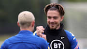 Phil Foden y Jack Grealish entrenando con Inglaterra