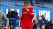 Virgil van Dijk hat sich gegen den FC Everton wohl schwerer verletzt