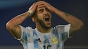 González debe ser reemplazado por Ángel Di María.