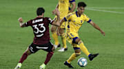 Boca recibe a Lanús en la Bombonera