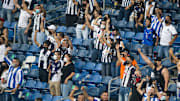 Aficionados de Rayados de Monterrey.