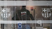 La policía ingresó al Camp Nou para investigar los hechos relacionados al Barçagate