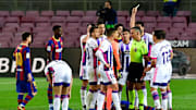 Vitória do Barcelona se deu graças a muitas polêmicas