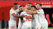 El Sevilla triunfa en Europa y resurge en España