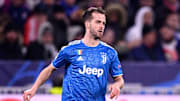 FBL-EUR-C1-LYON-JUVENTUS